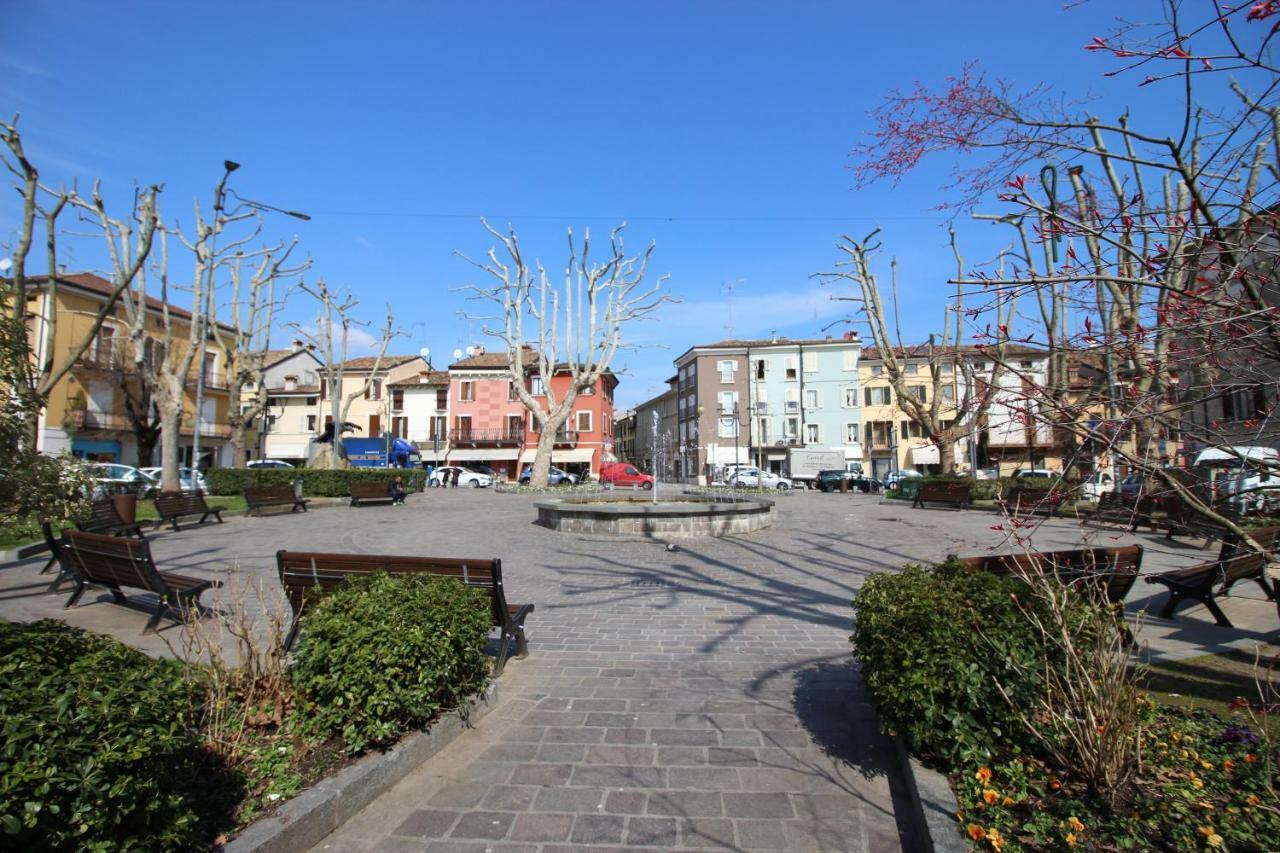 La Mansarda Di Juliette Lejlighed Desenzano del Garda Eksteriør billede