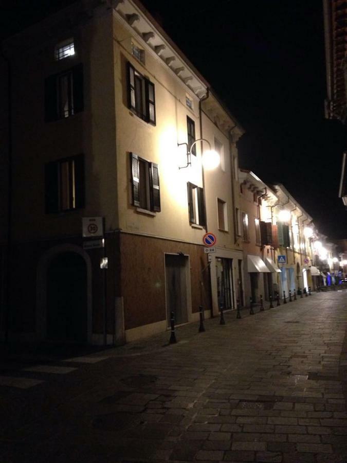La Mansarda Di Juliette Lejlighed Desenzano del Garda Eksteriør billede